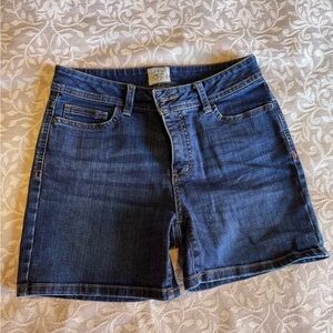 St. John’s Bay women’s shorts